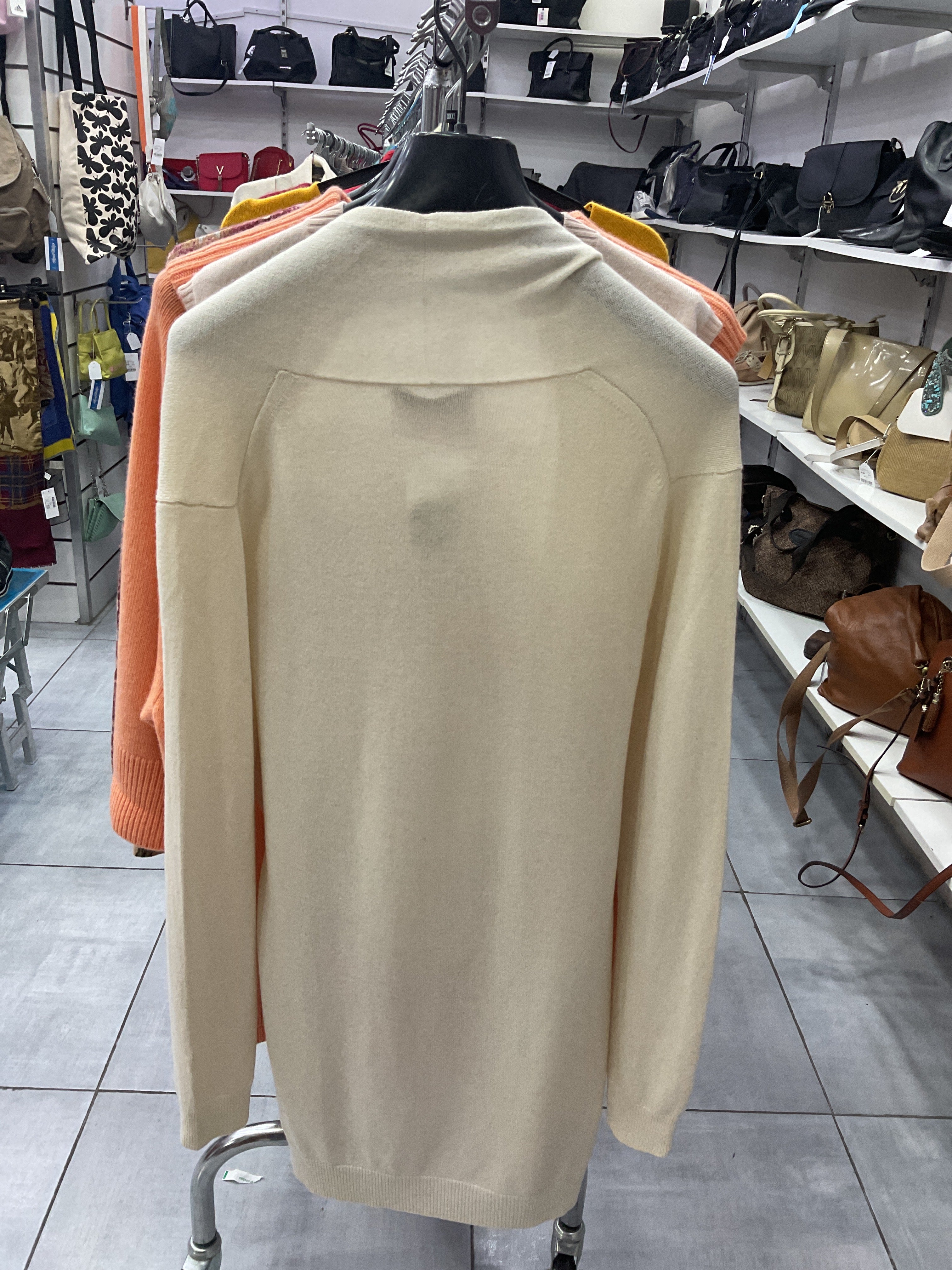 Cashmere donna