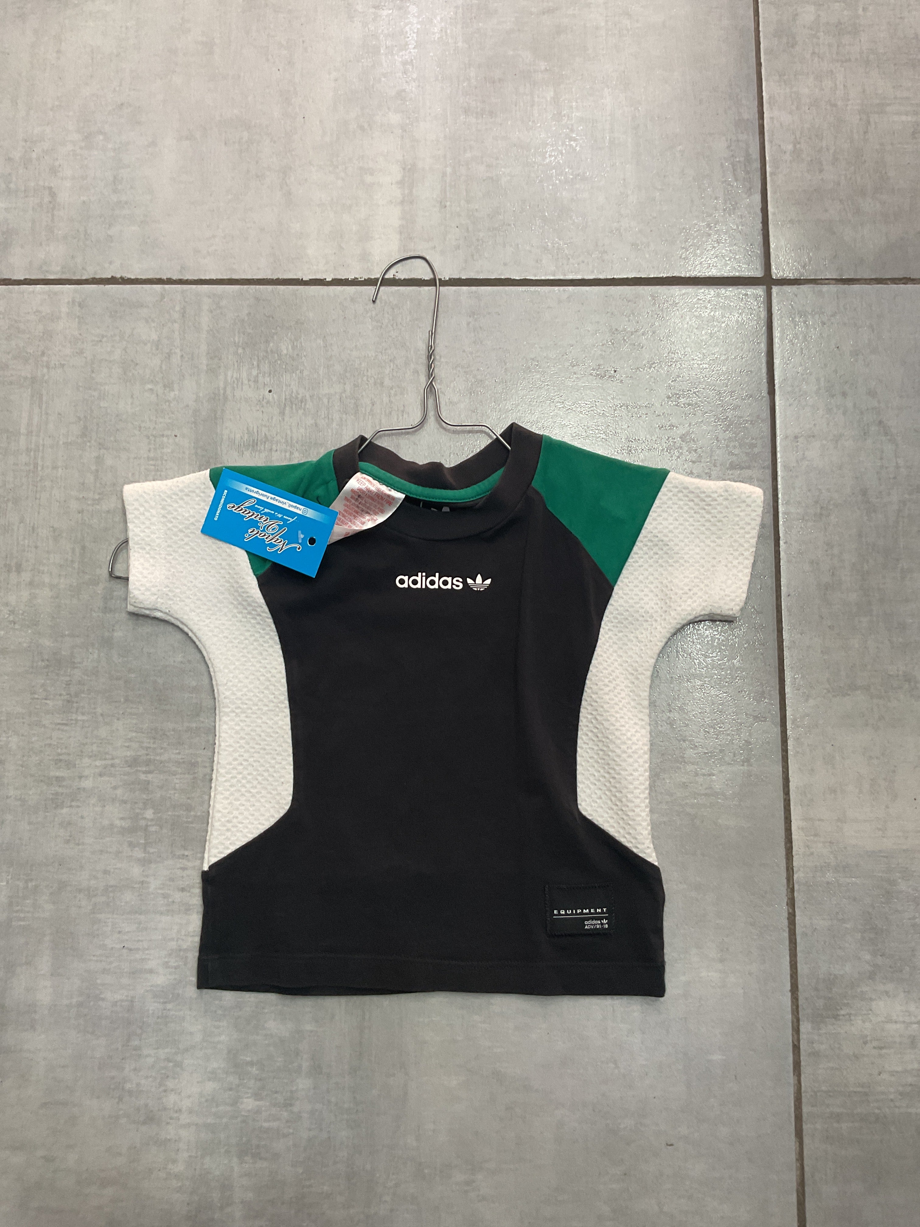 T shirt 1 anno