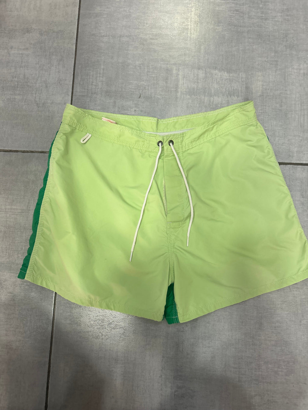 Costume taglia 47