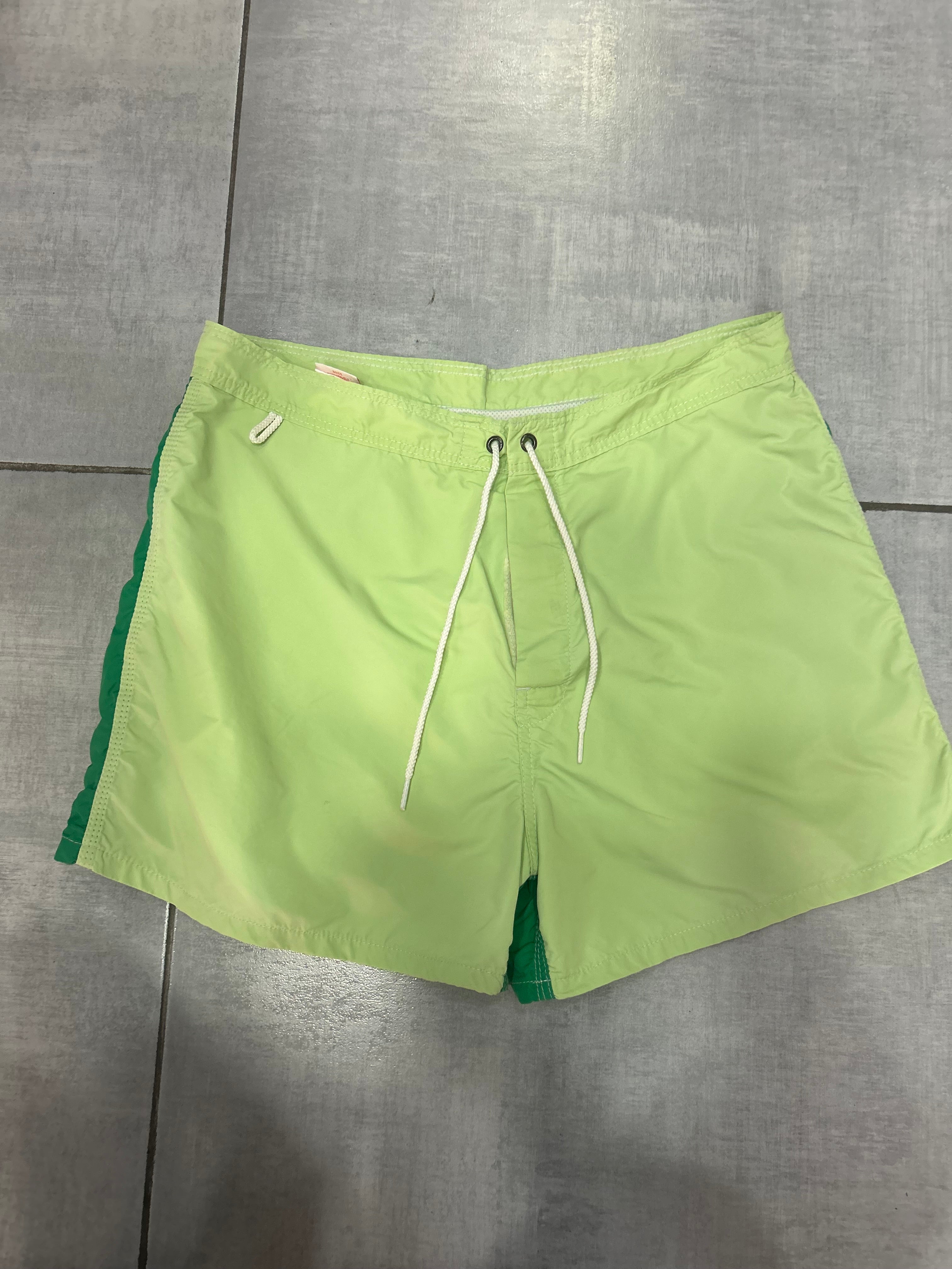 Costume taglia 47