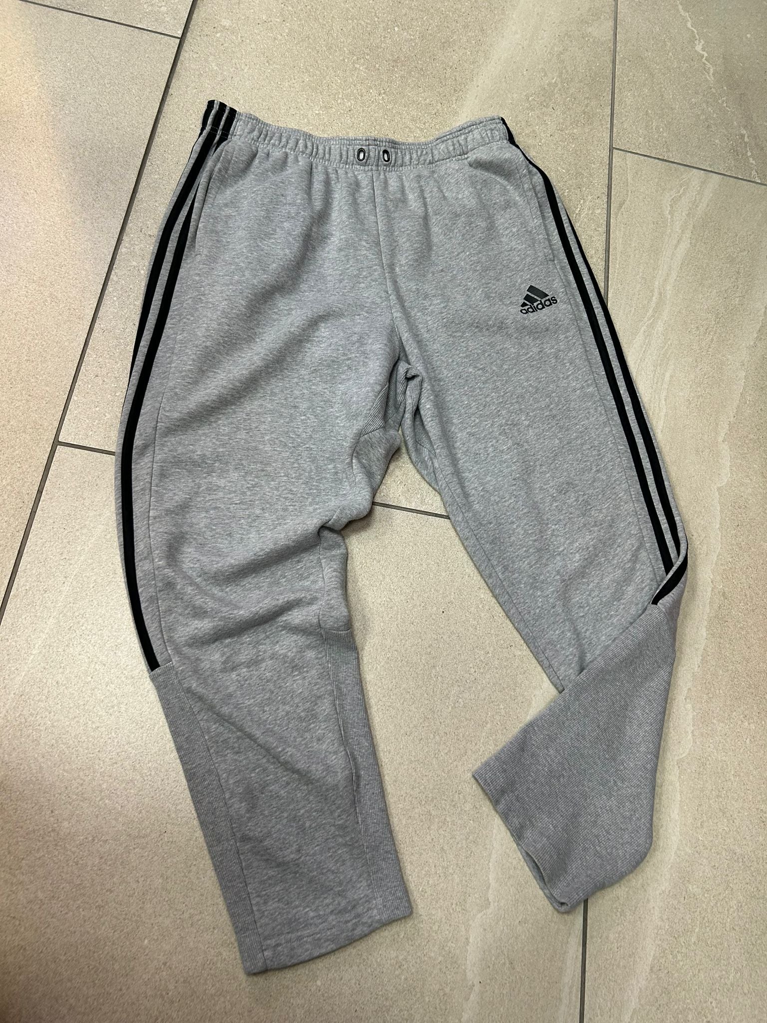 Pantaloni tuta Adidas