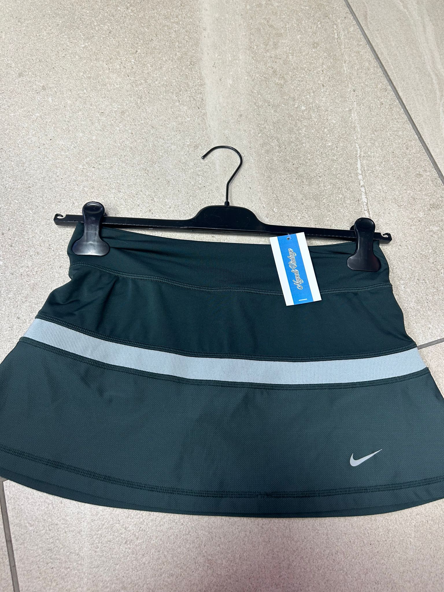 Pantagonna sportivo nike