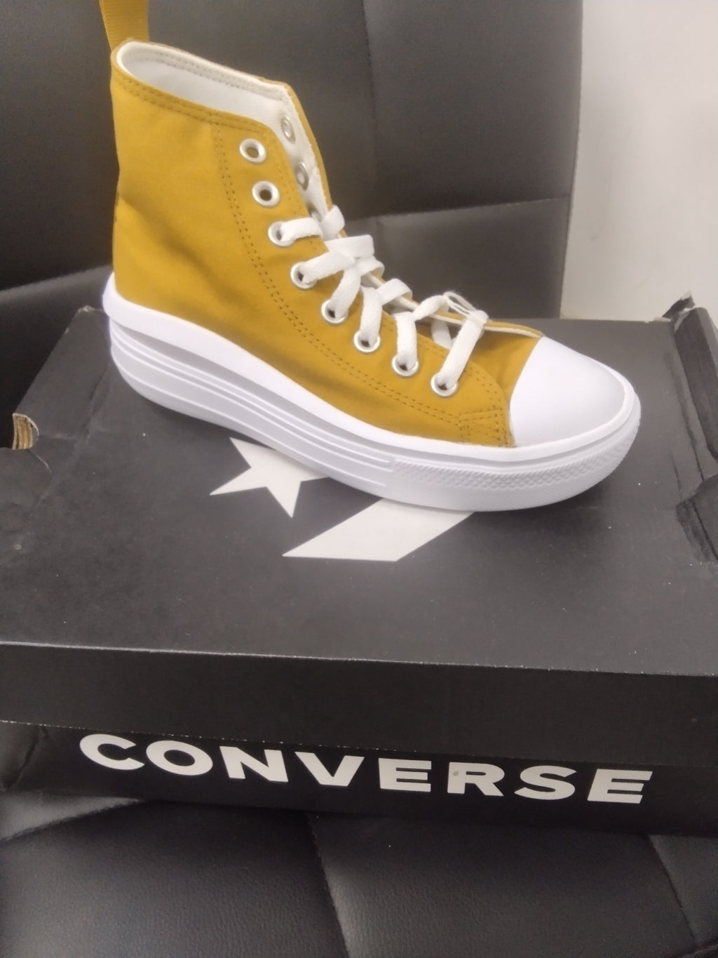 Converse Move Hi