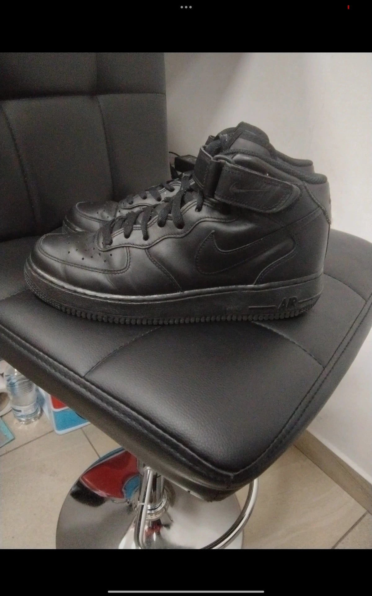 Nike Air Force One nere