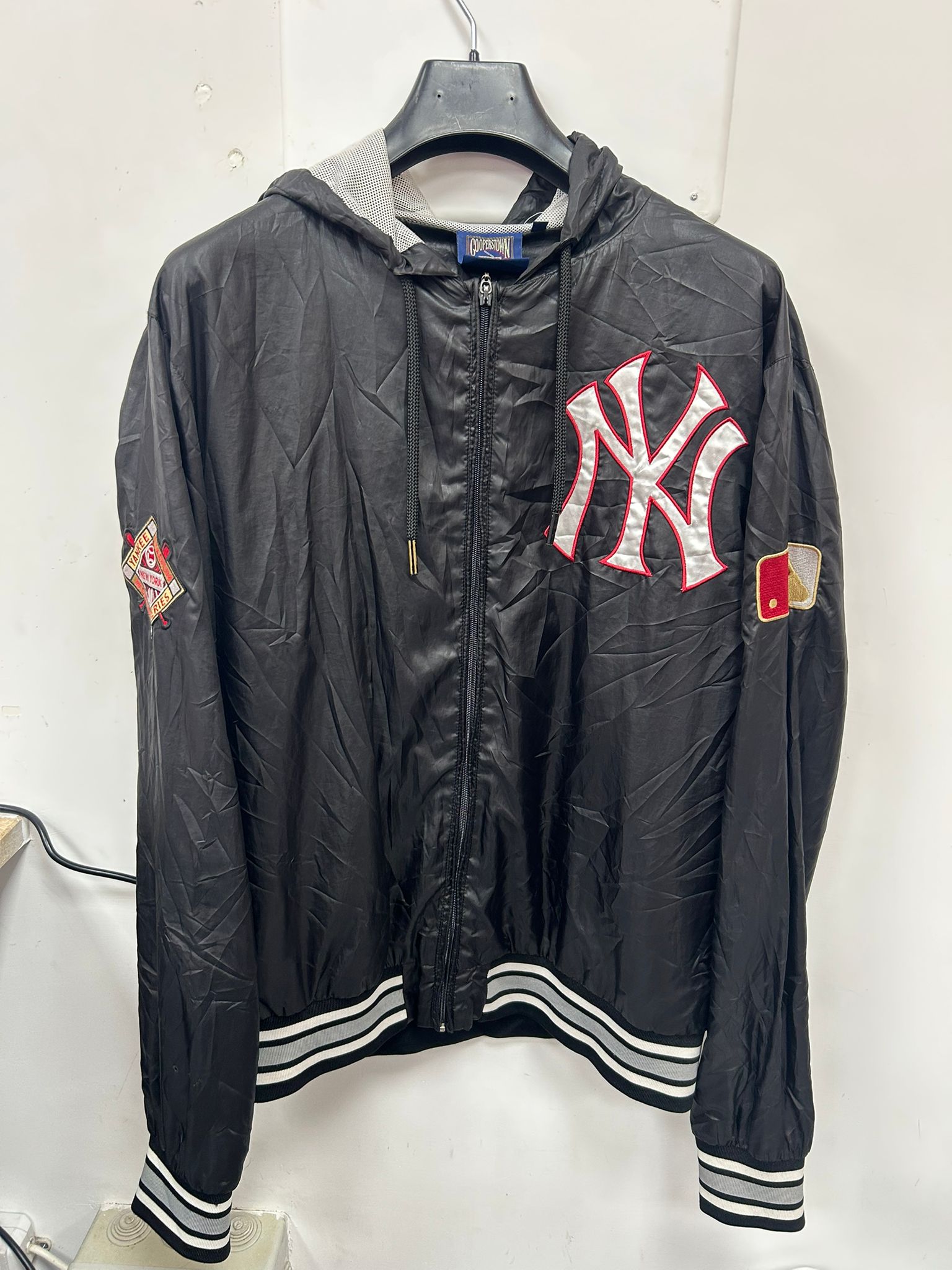 Giacca a vento New Era