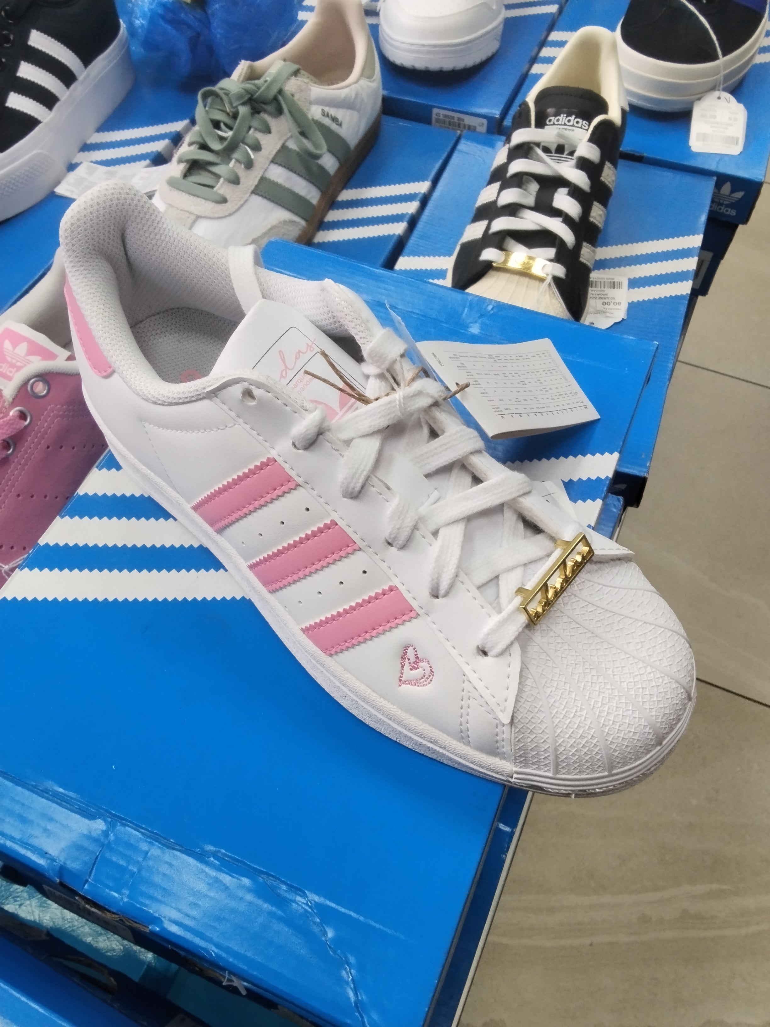 Adidas Superstar J